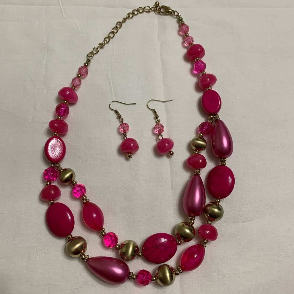 Necklace & earrings set